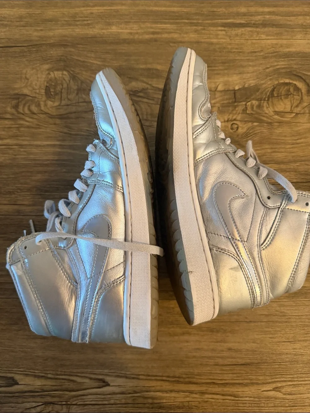Jordan stylish metallic